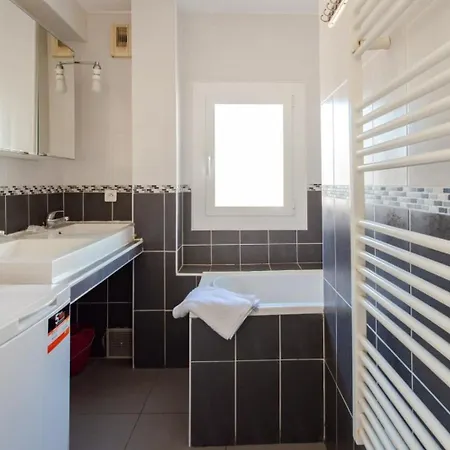 Prado Furnished Appartement *